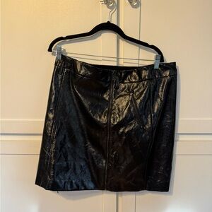 KARL LAGERFIELD Faux Patent Leather A Line Mini Skirt Without belt